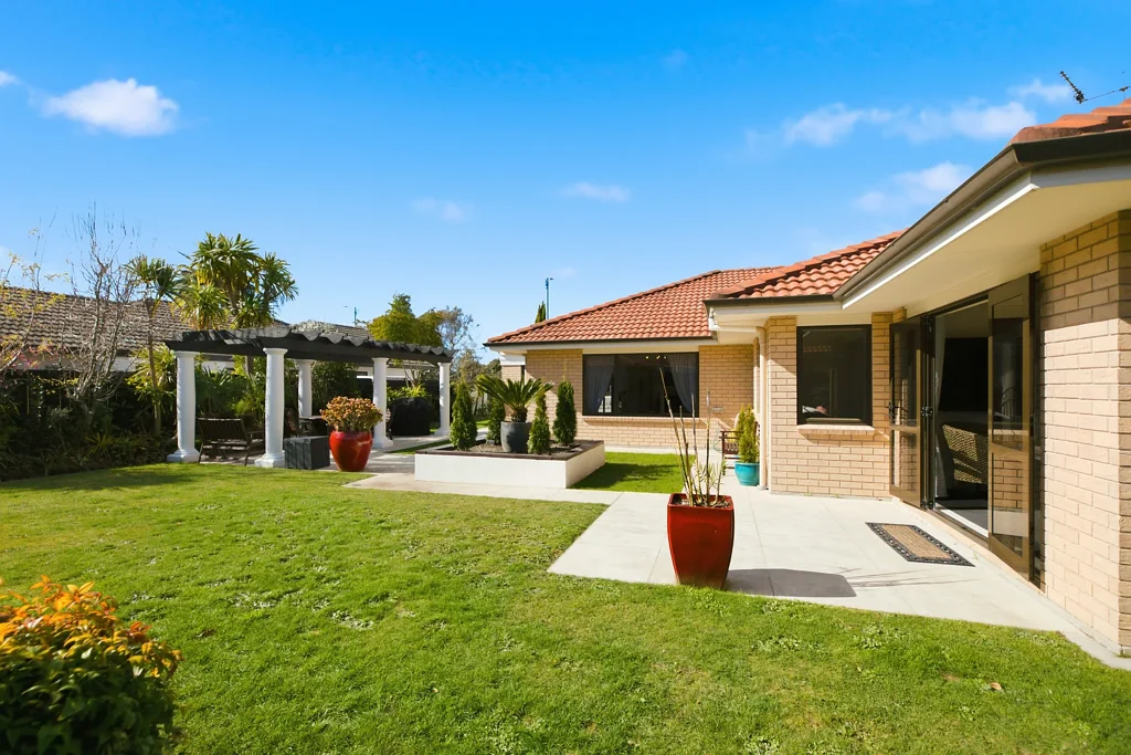 Papamoa 4 Bedroom Fresh, spacious and ready for you