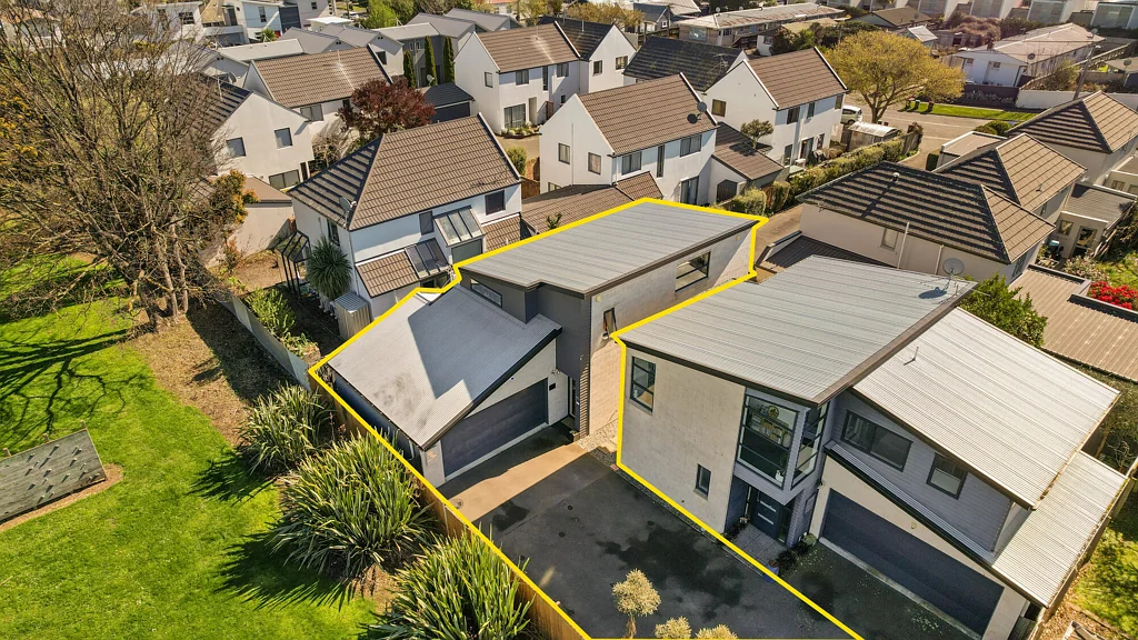 Richmond 3બેડરૂમ Modern, Low-Maintenance Living Close to the City