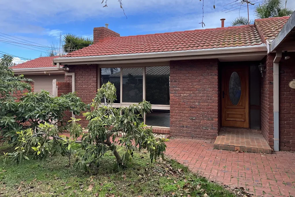 THREE BEDROOM FAMILY HOME