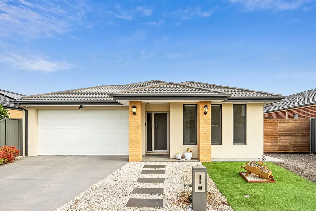 32 Wathaurong Drive, Lara, VIC 3212