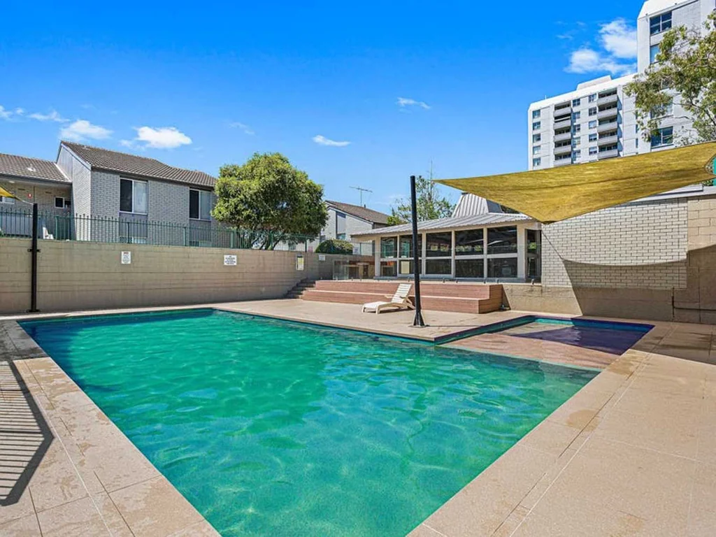 Miranda Central.( DEPOSIT TAKEN- LEASED!! )