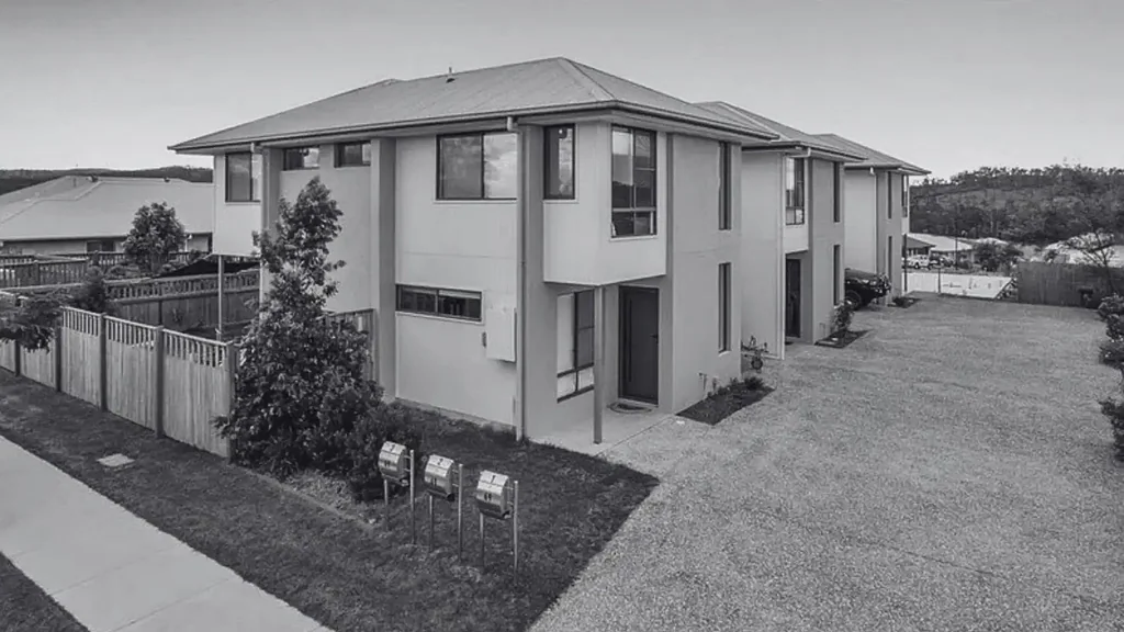 2/69 Trailblazer Drive, Flagstone, QLD 4280
