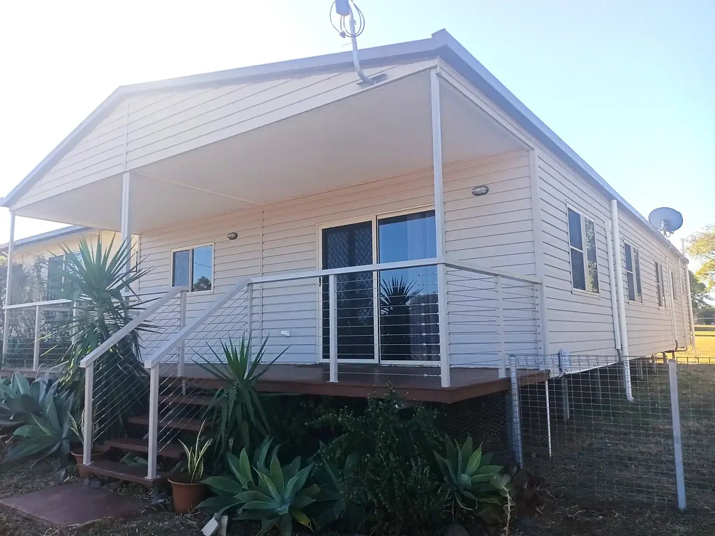 Alpha 4 Bedroom 4 BEDROOM HOME IN PEACEFUL WESTERN QLD TOWN