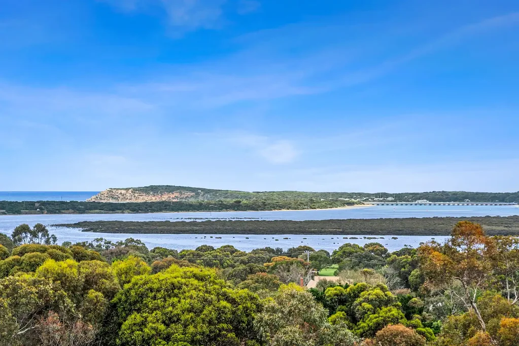 Ocean Grove 3房  Amazing views, stylish abode and plenty of space!