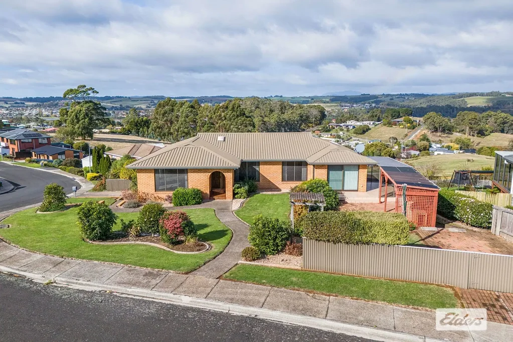 West Ulverstone 4Habitaciones QUALITY BUILT HOME WITH RURAL VIEWS