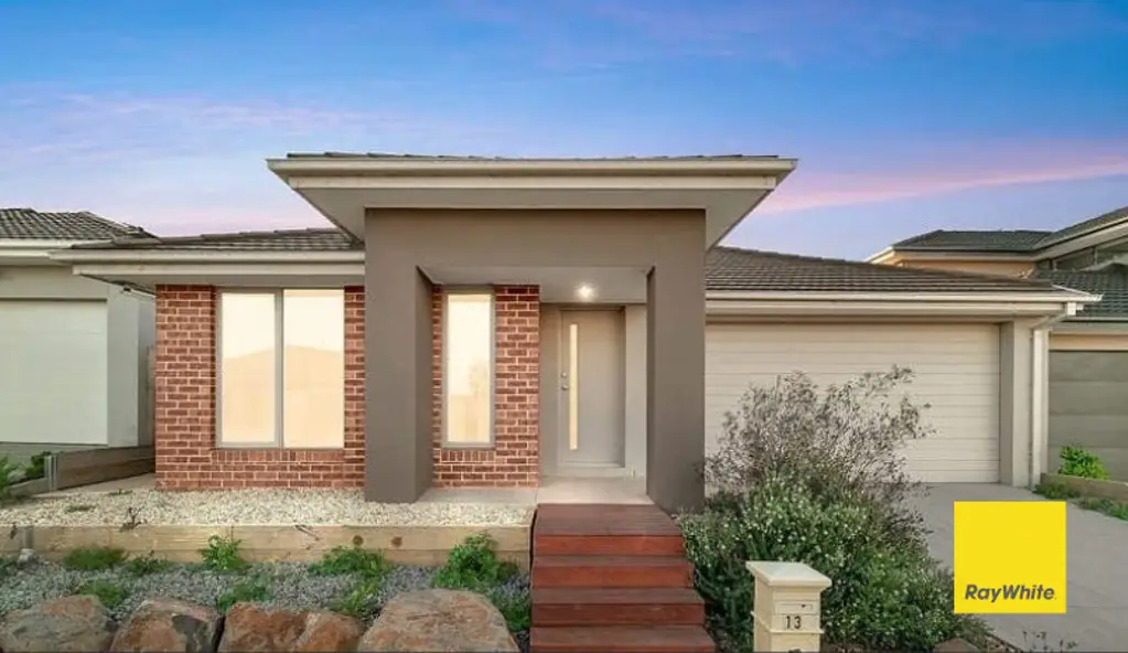 Mickleham 3房 Merrifield 中心的现代家庭生活 Modern Family Living in the Heart of Merrifield