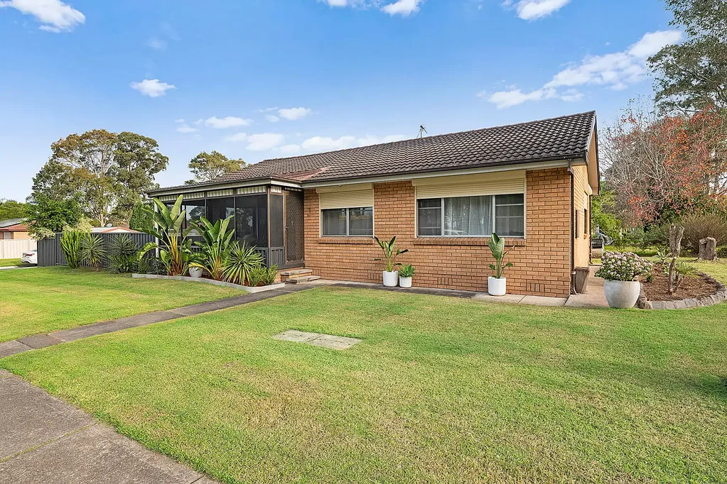 1 Griffin Close, Thornton, NSW 2322