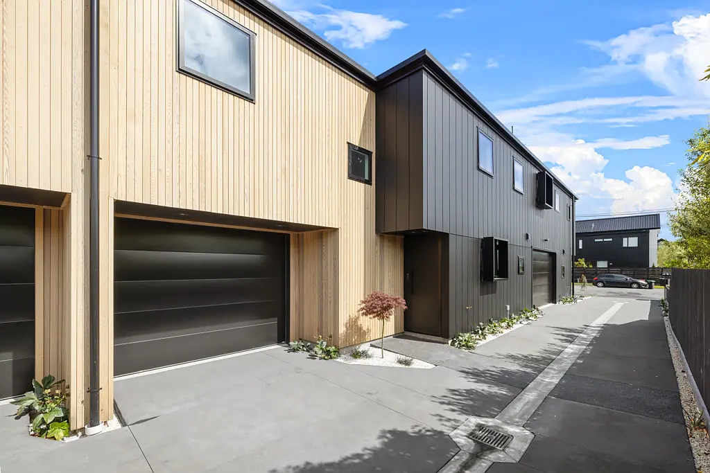 Saint Albans 3ਬੈੱਡਰੂਮ Brand New & Close To Town!