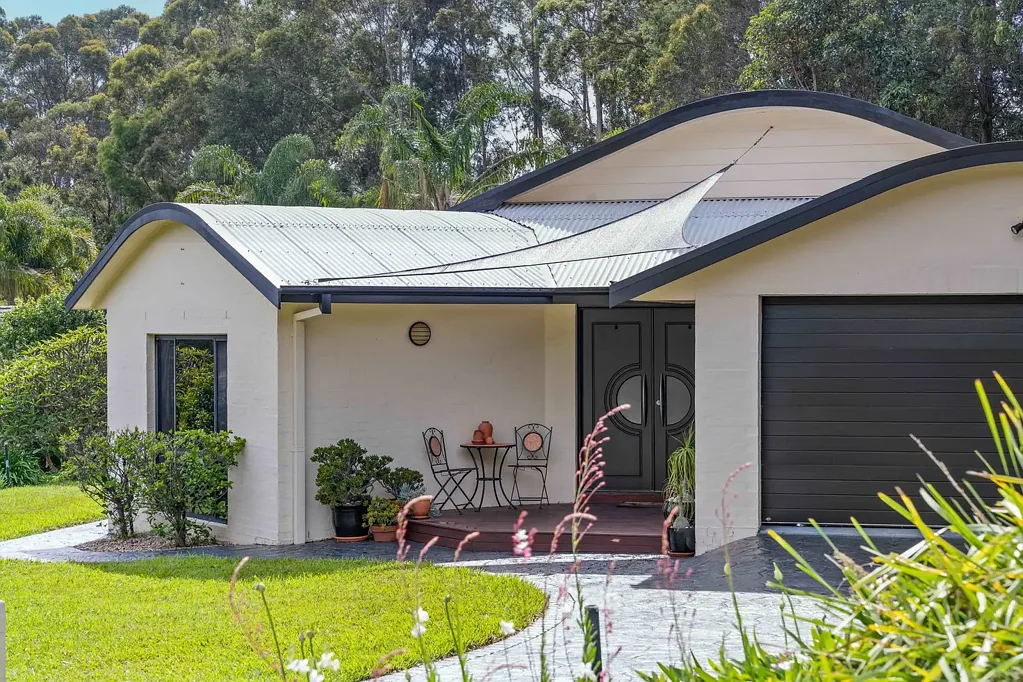 10 Callemondah Close, Narrawallee, NSW 2539