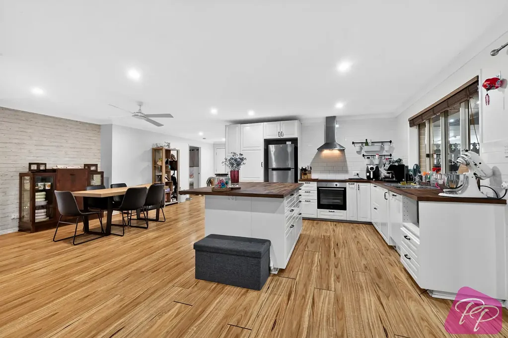 Narangba 4Kwarto Spacious Family Living
