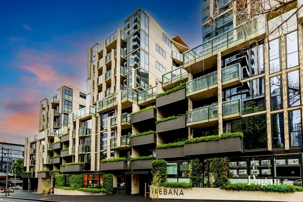 West Melbourne 2ਬੈੱਡਰੂਮ A Sunny Ground Floor Apartment with Large Courtyard in IKEBANA