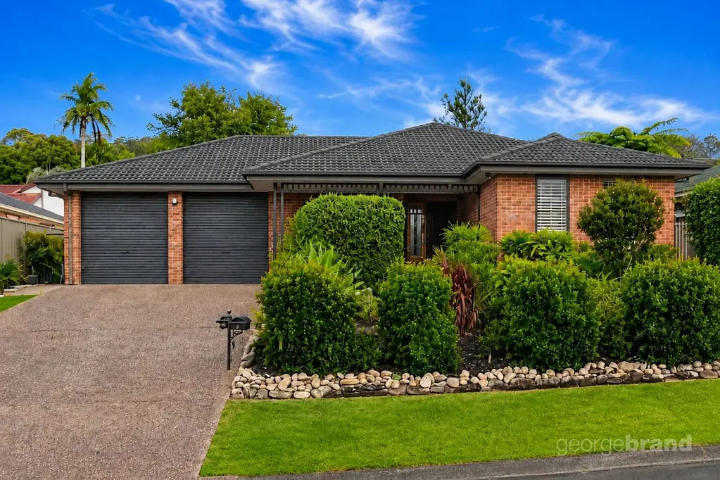 Green Point 3 Slaapkamer Stylish Single-Level Living in a Peaceful Parkside Setting