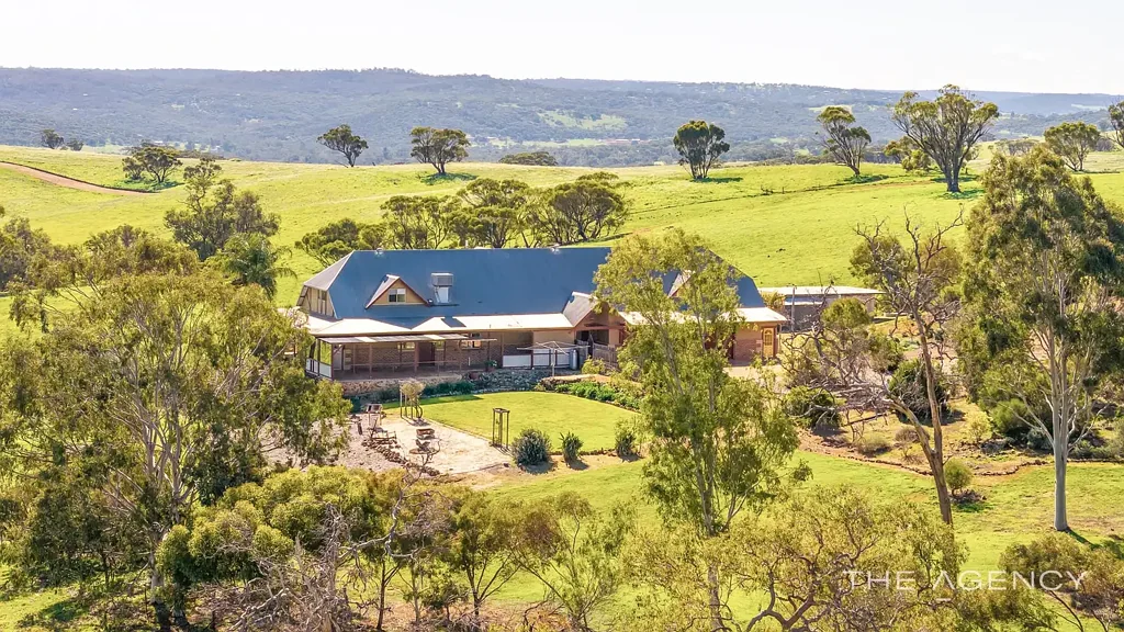 Toodyay 5房  Space for All - 5 bed Homestead on a Spectacular 60 acres 5 mins from Toodyay.