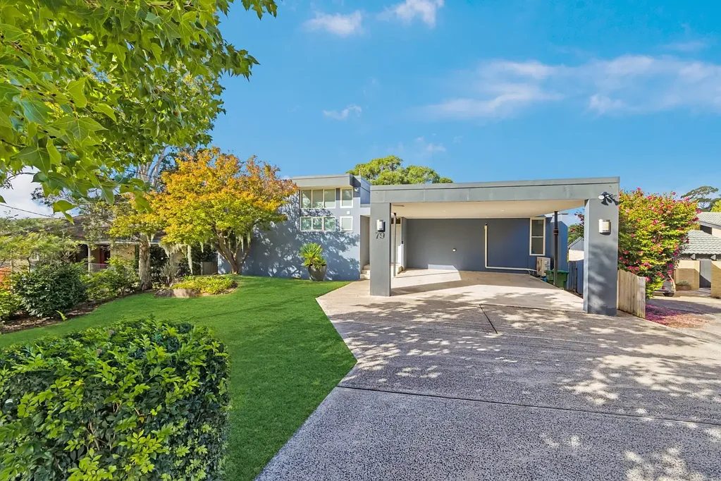 Spacious Five-Bedroom Family Home Backing onto a Natural Reserve