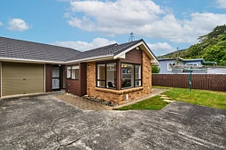 219C Main Road, Tawa