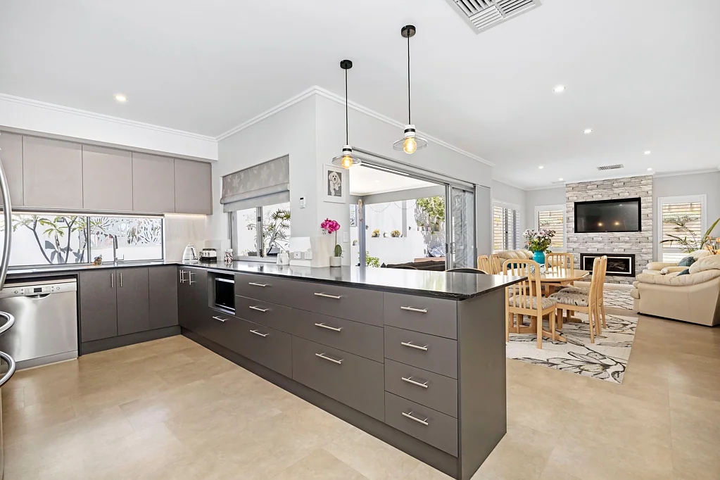 6B Arrol Street, Carine, WA 6020
