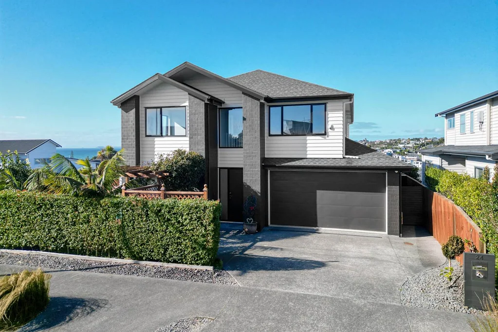 24 Bearing Parade, Long Bay, North Shore City, Auckland