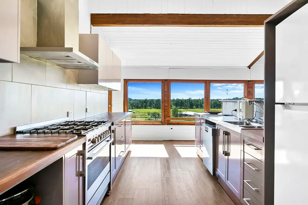 Maryborough 6ਬੈੱਡਰੂਮ Imagine Living Here – 999 Mungar Road, Maryborough