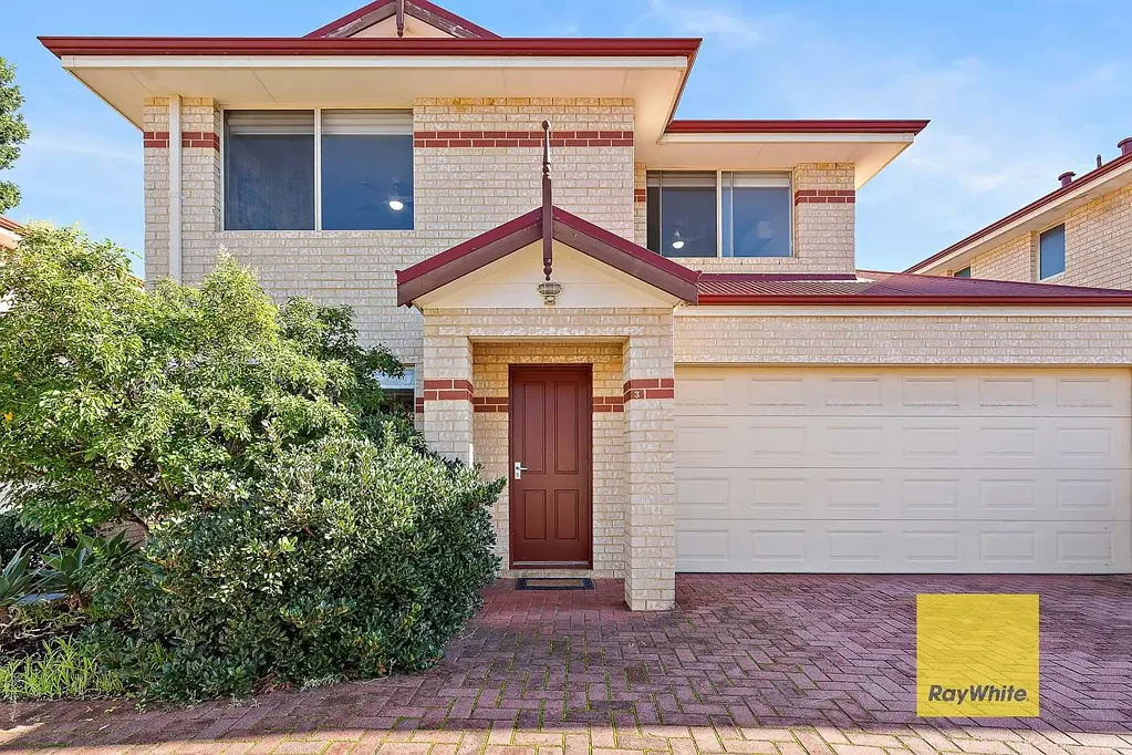 Spacious & Modern Family Home in Prime East Victoria Park Location