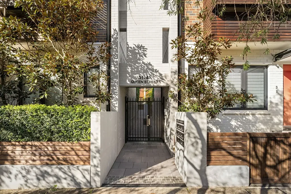 8/31-41 Queen Street, Beaconsfield, NSW 2015