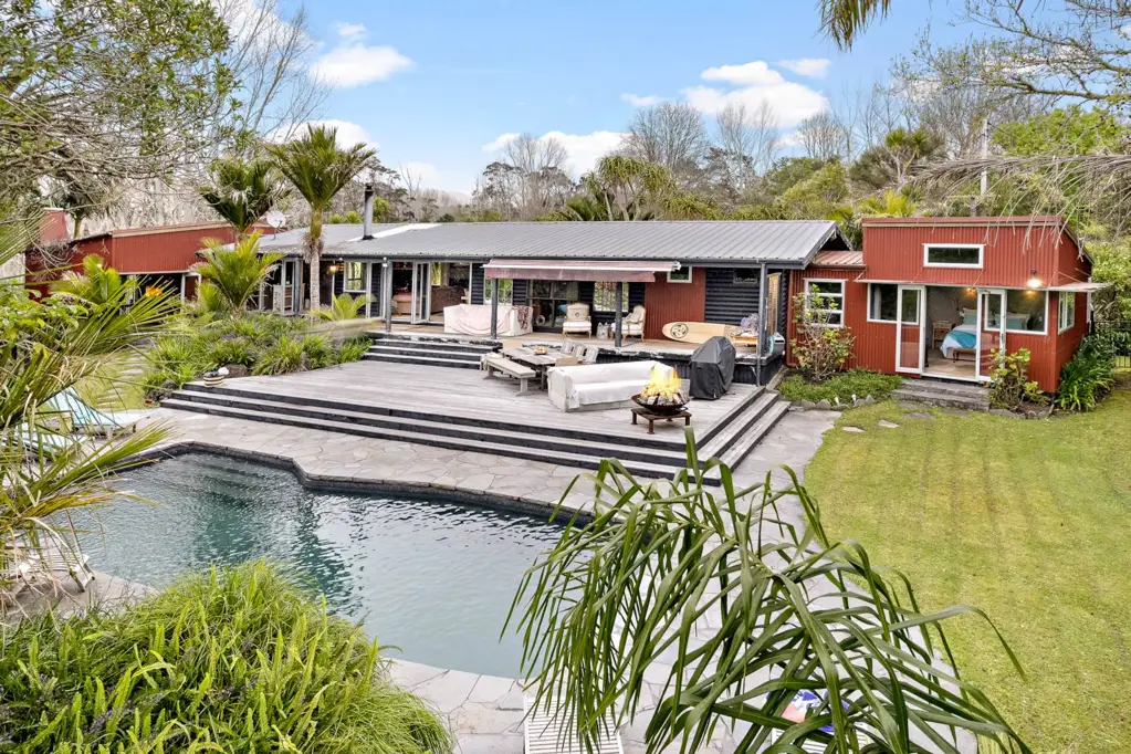 Helensville 3部屋 3 Bedrooms, 2 Bathrooms!