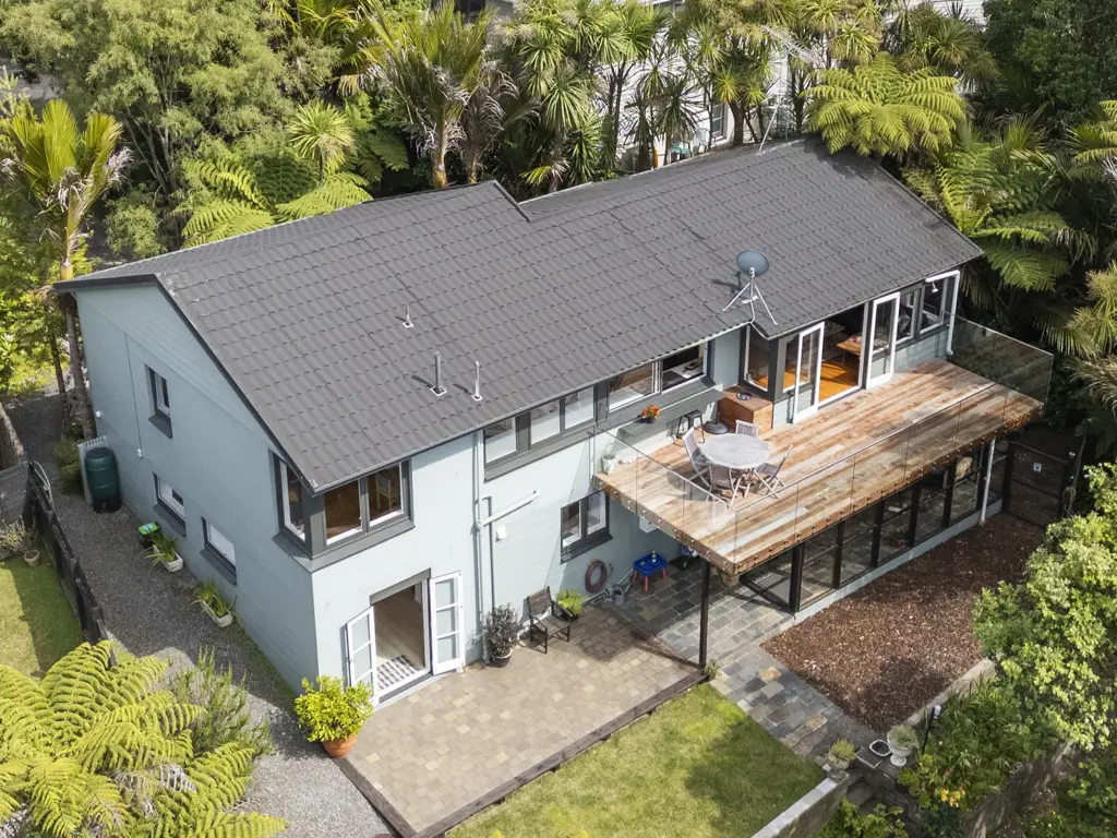 Titirangi 4બેડરૂમ The Ultimate Family Retreat!