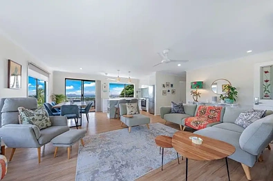 21 Island Drive, Cannonvale, QLD 4802, 3 Bedrooms, 2 Bathrooms, House