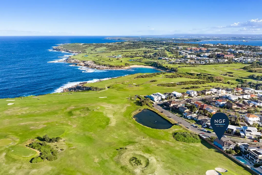 Malabar 5Zimmer Coastal Paradise With 45.11m Golf Course Frontage, Panoramic Views And A Lush Pool Zone