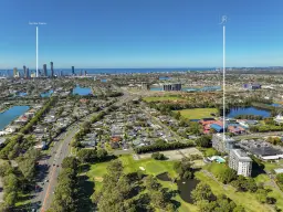 32/13-27 Fairway Drive, Clear Island Waters