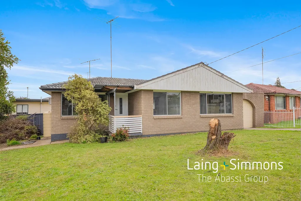 Updated Family Home with Generous Backyard in a Quiet and Convenient Location!