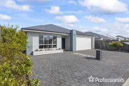 3 Danbulla Loop, Yanchep