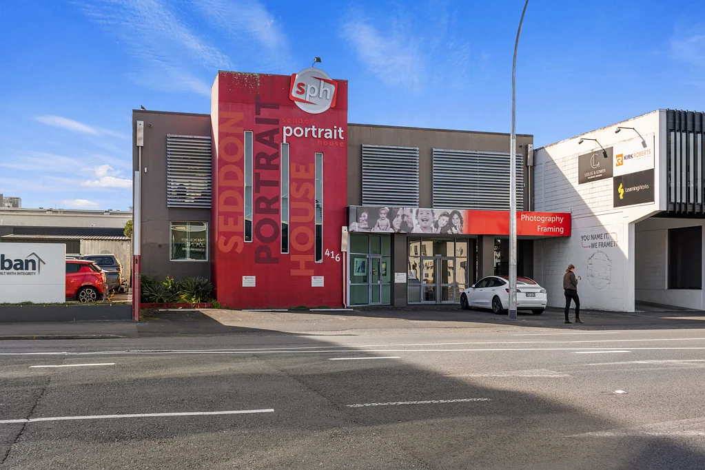Hamilton Central Freehold in the CBD – Occupy, Invest or Both