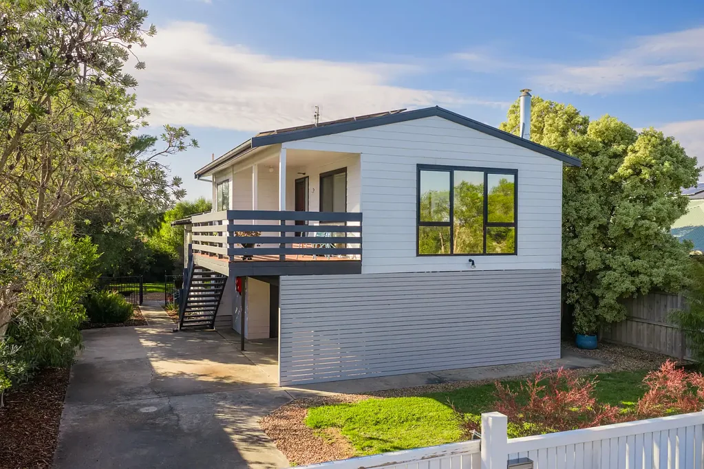 Inverloch 3 Slaapkamer Move-In Ready Living, Less Than 1km from the Beach