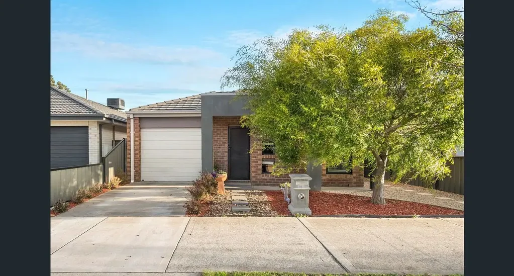 21 Grevillea street, Craigieburn, VIC 3064, 3 slaapkamers, 2 badkamers, House