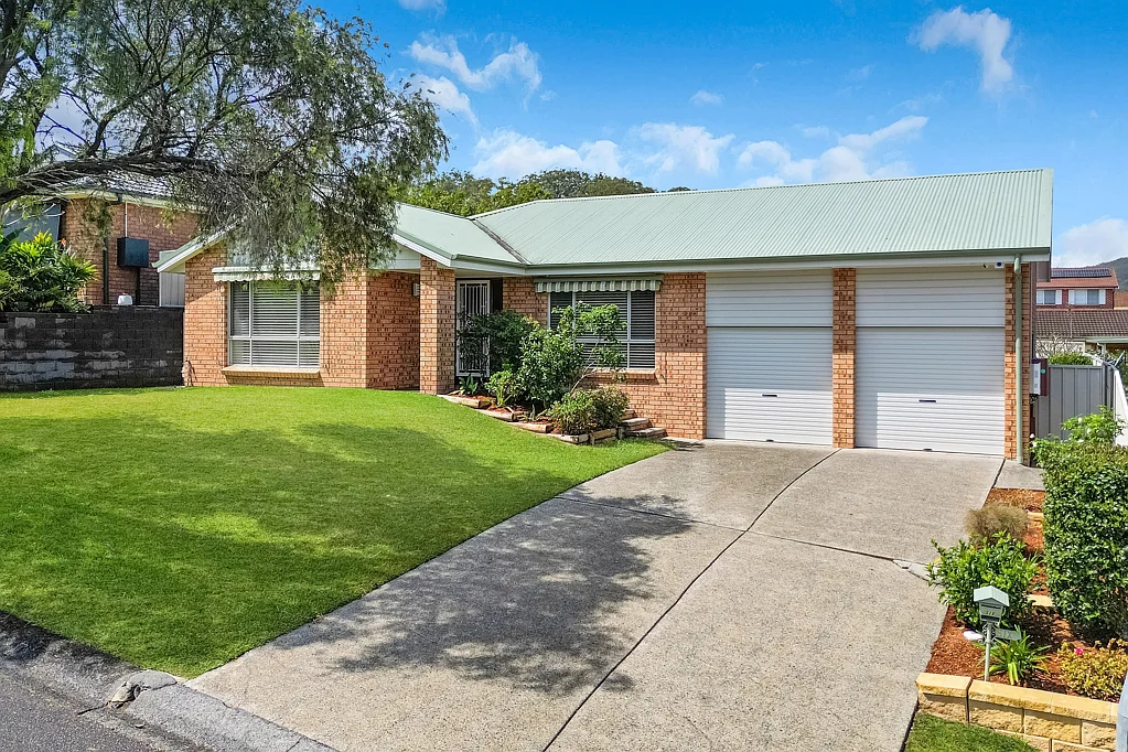6 Lamont Close, Green Point, NSW 2251