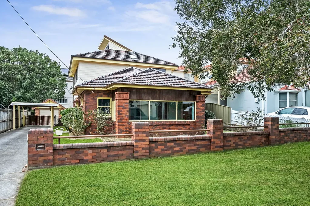 Maroubra 4ਬੈੱਡਰੂਮ Original Freestanding Coastal Home With Sea Views and Outstanding Potential