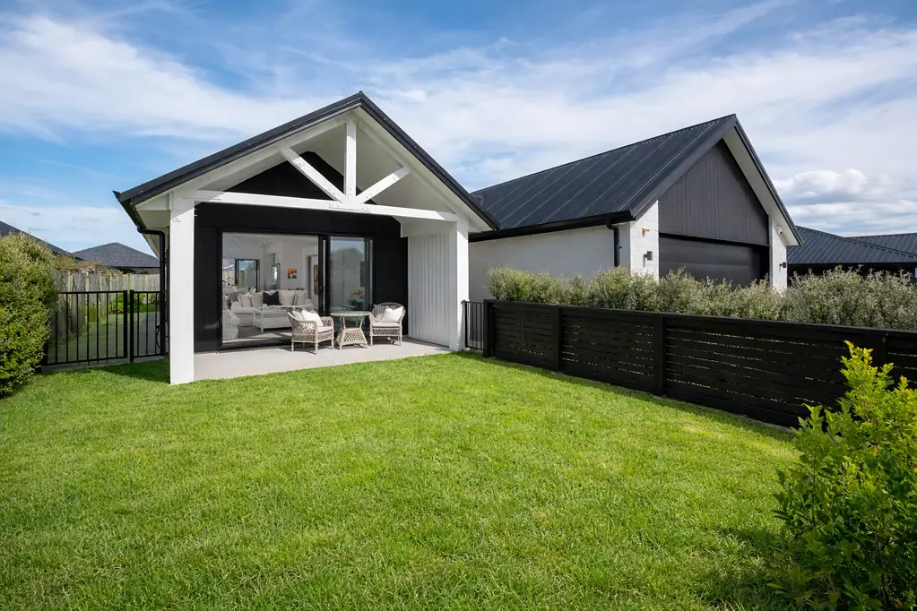 2 Mida Close, Papamoa Beach, Tauranga, Bay of Plenty