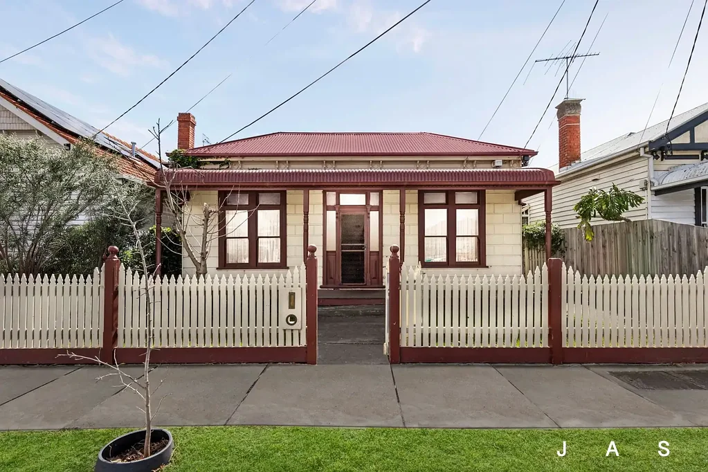 Seddon 3બેડરૂમ Endless Potential In A Coveted Seddon Location
