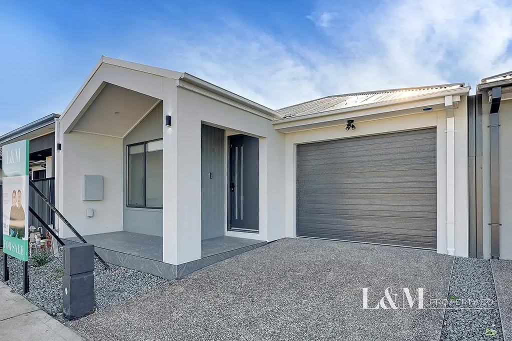 45 Mealie Avenue, Mickleham, VIC 3064