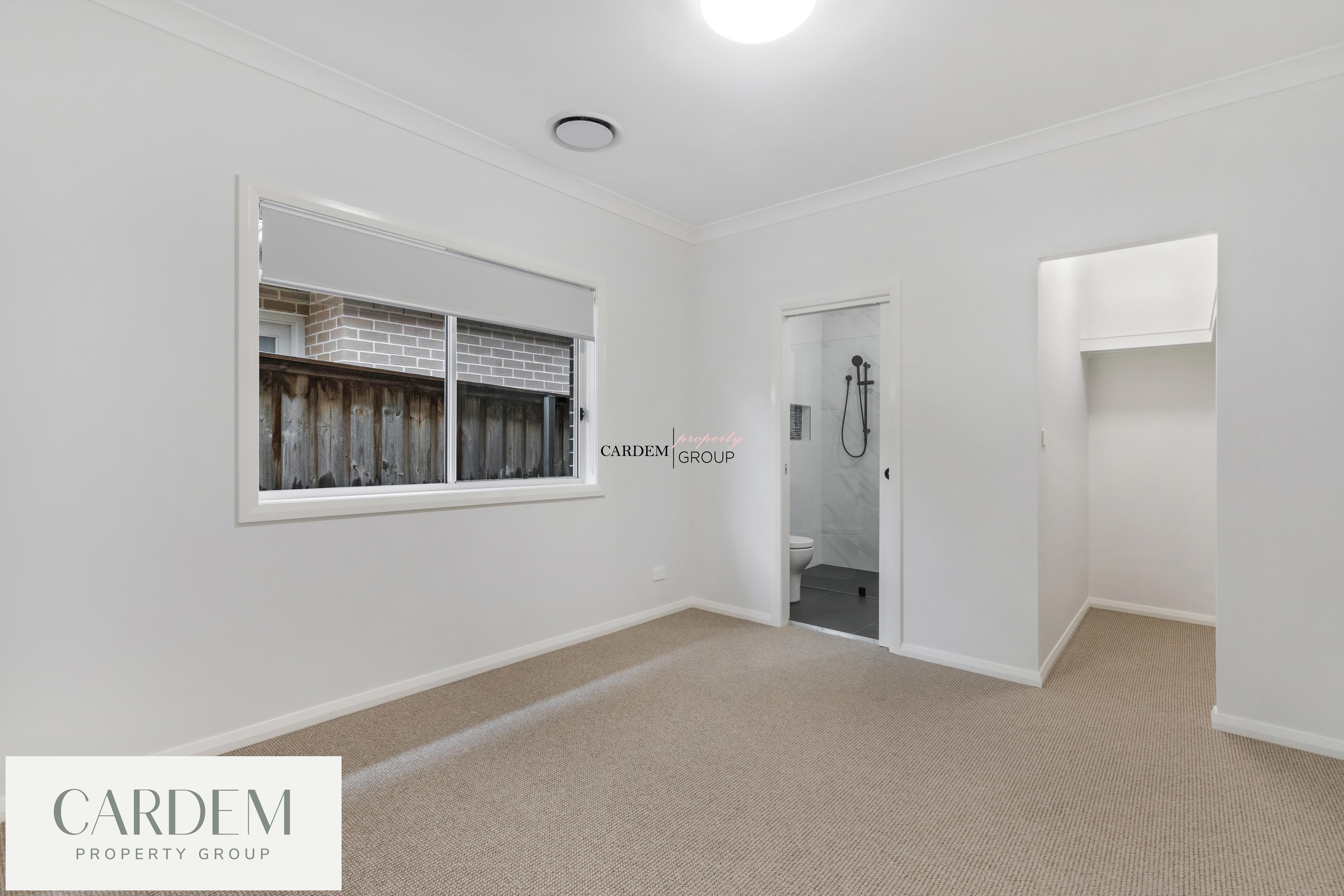 16 RYMILL CR, GLEDSWOOD HILLS NSW 2557, 0房, 0浴, House