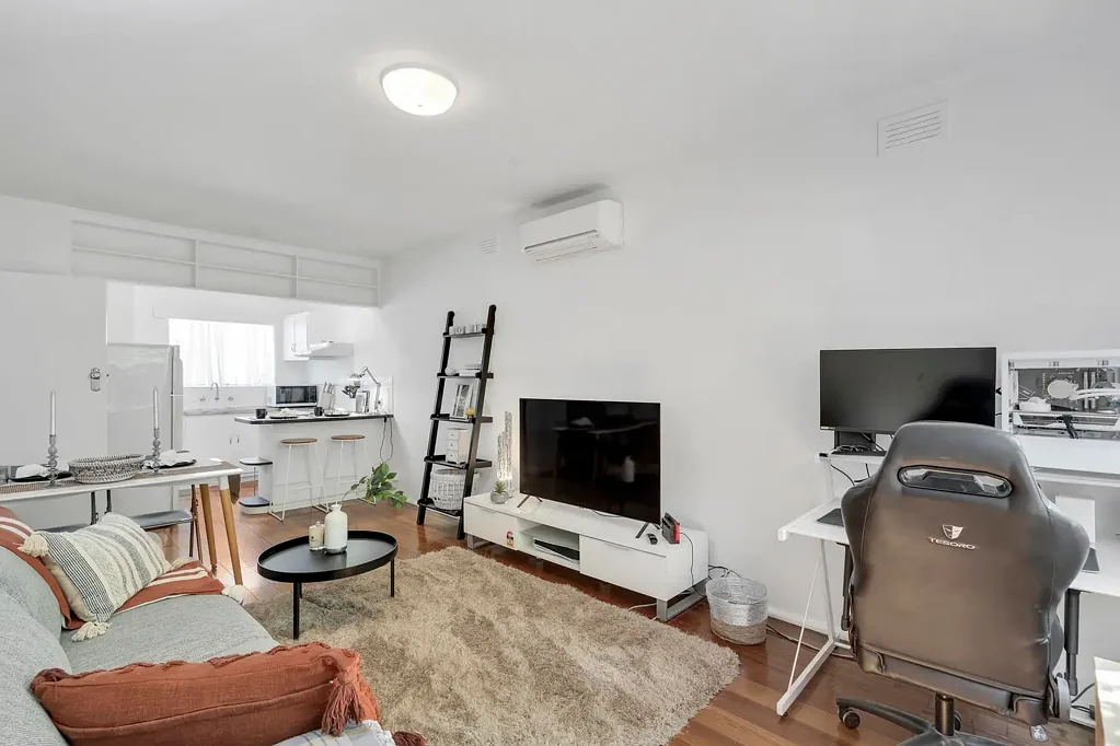 4/1A Gilbertson Street, Essendon, VIC 3040