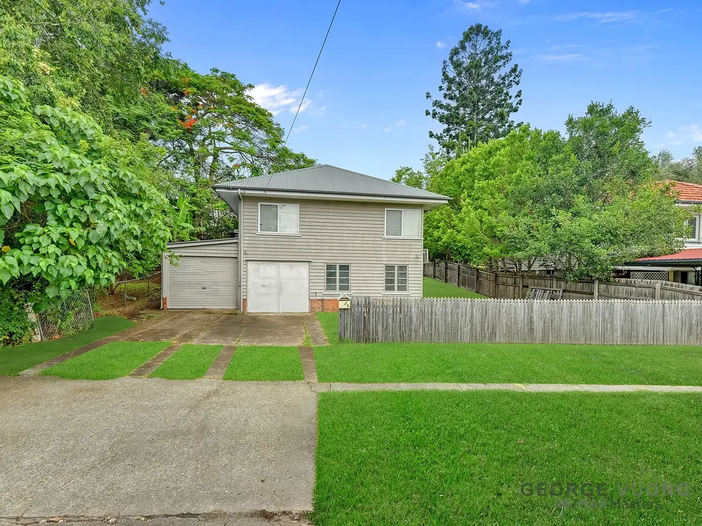 26 Brisbane Corso, Fairfield, QLD 4103