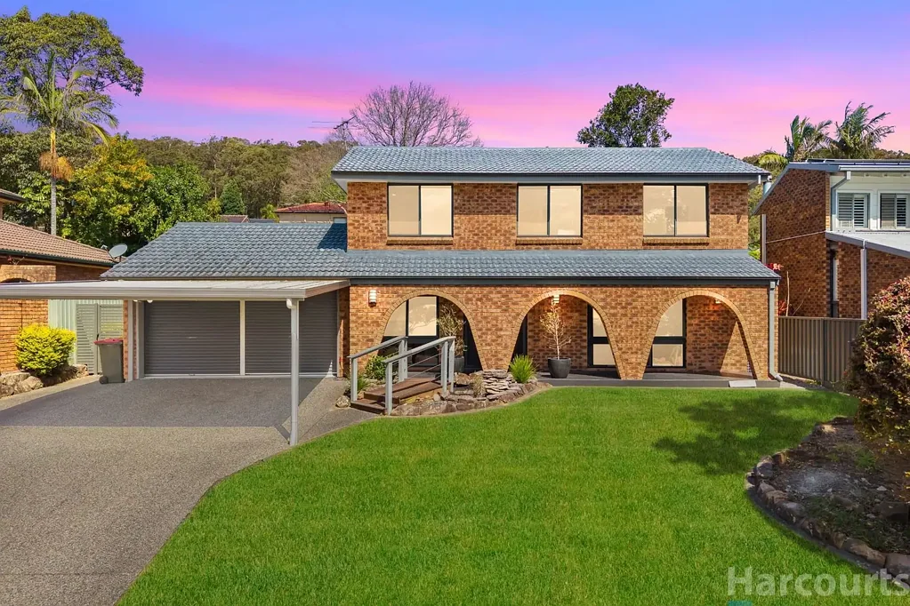 33 Rothbury Street, Eleebana, NSW 2282