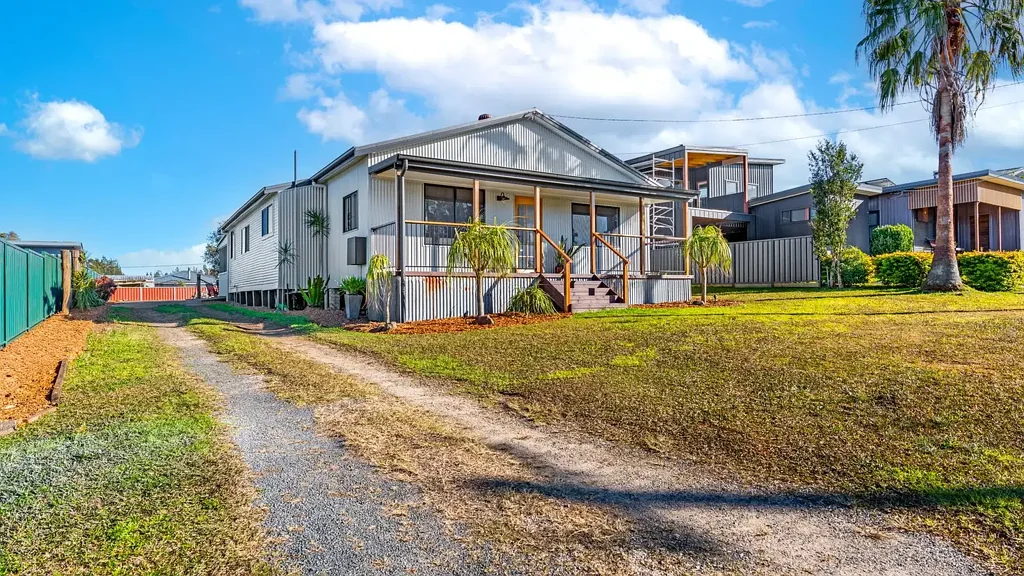 Coopernook 4房  Recently renovated idyllic cottage ..rural village -rustic charm