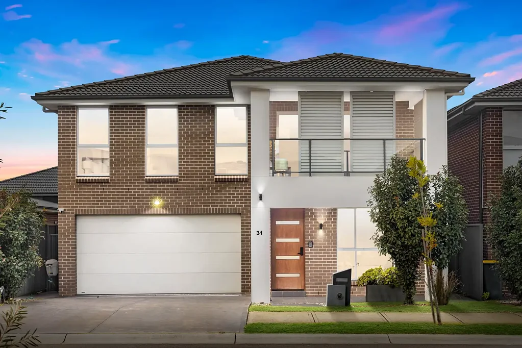 Tallawong 4ਬੈੱਡਰੂਮ Luxurious Ultra-Modern Family Residence in a Peaceful  Prestige Pocket
