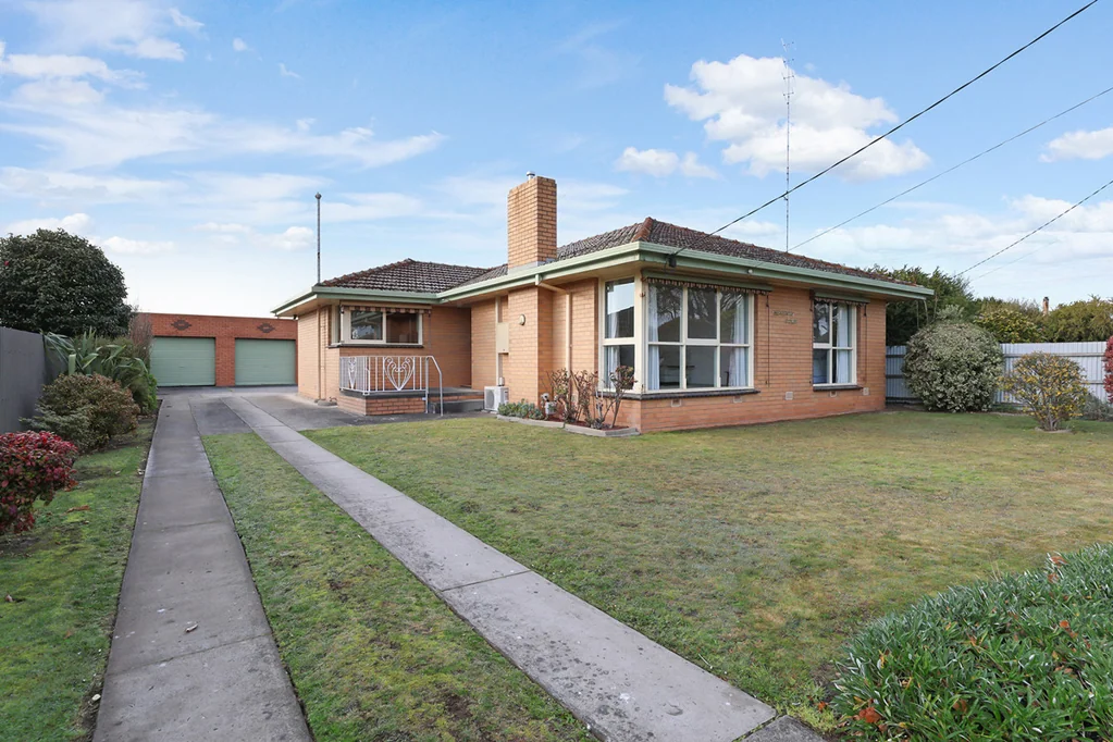 74 Campbell Street, Colac, VIC 3250