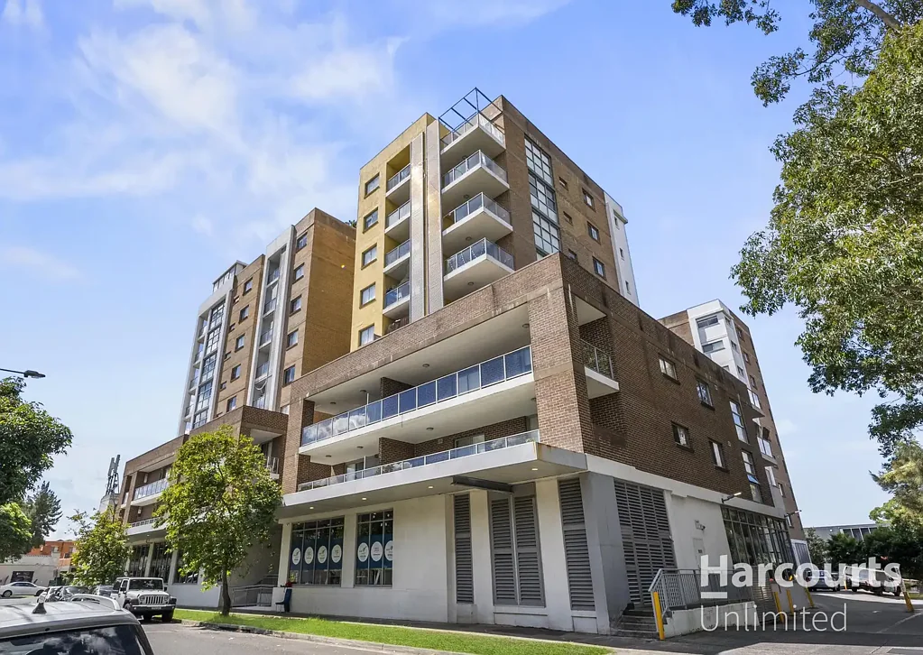 Merrylands 2chambre Popular Unit Complex - Walk to Station!
