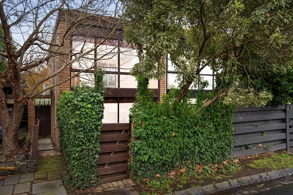 Essendon 2Zimmer Big, Bright And Beautifully Situated