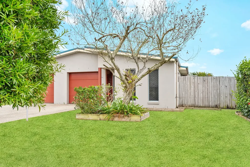 2/57 Phoenix Crescent, Rural View, QLD 4740