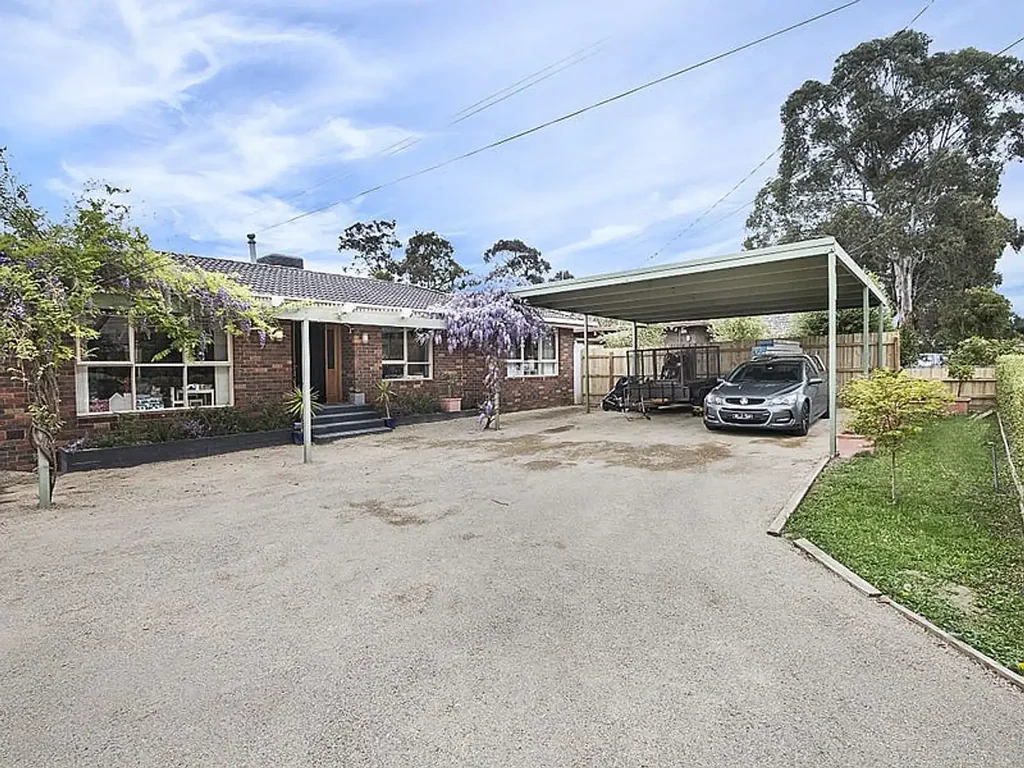 Ferntree Gully 4 Slaapkamer 1012m2 prime for development